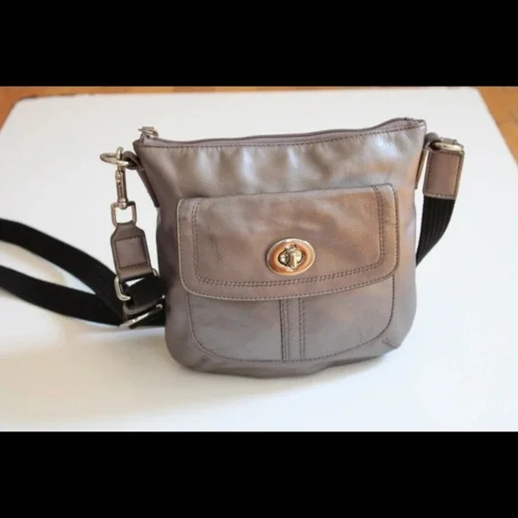 Coach cross body bag - Picture 11 of 13